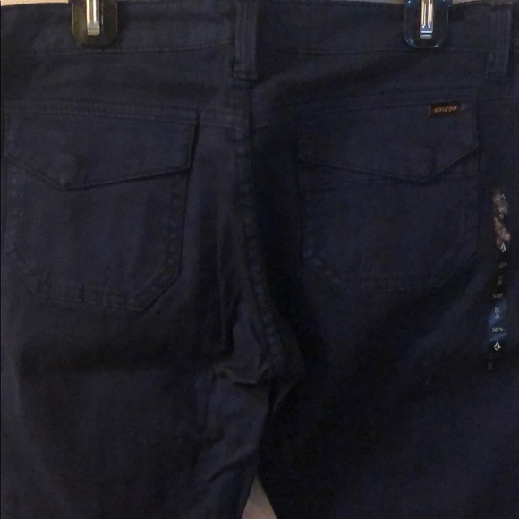 NWT - Volcom Women’s Jeans - Picture 4 of 5